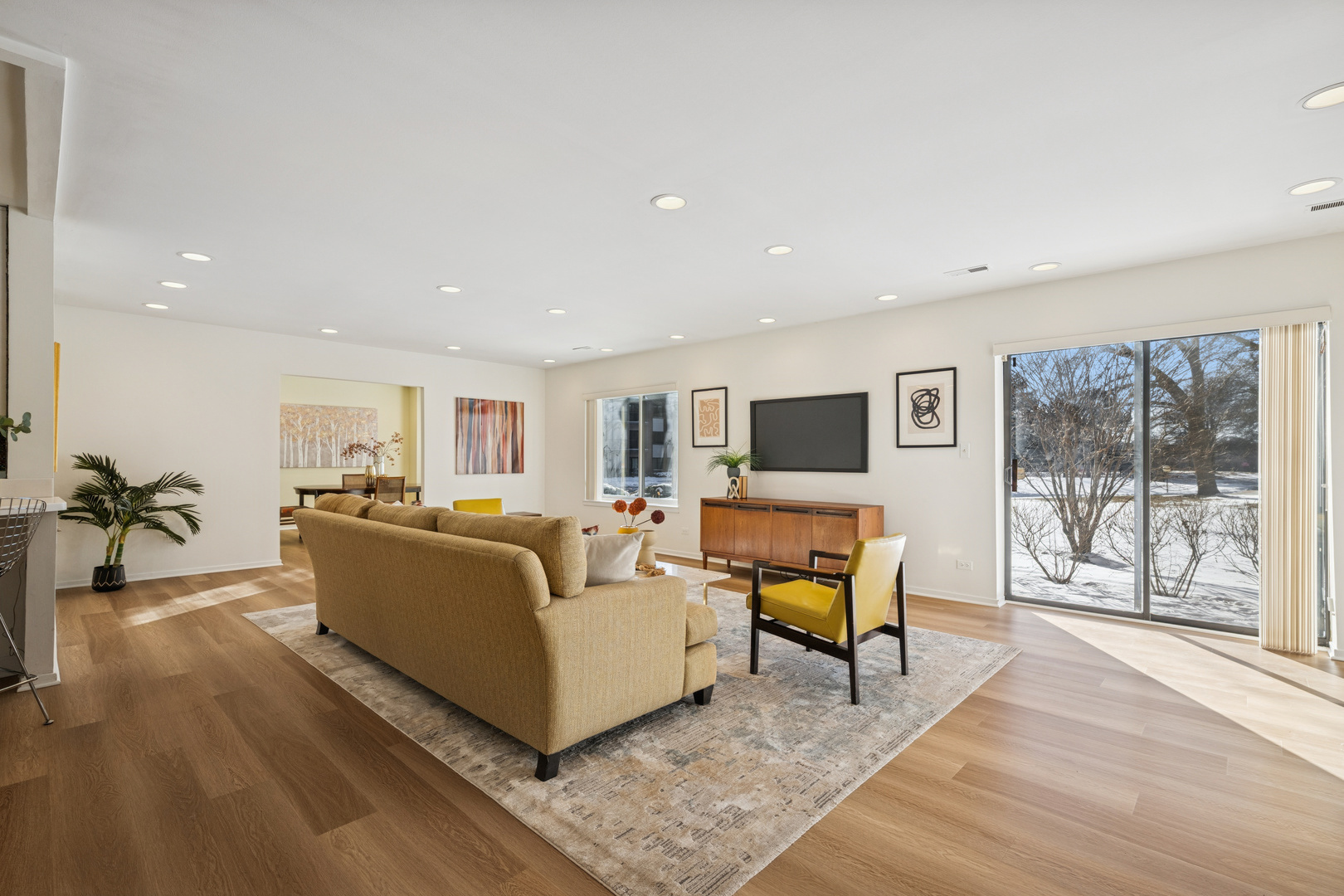 3030 Pheasant Creek Drive 102