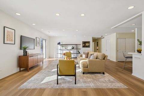 Tiny photo for 3030 Pheasant Creek Drive #102, Northbrook, IL 60062 (MLS # 12538307)