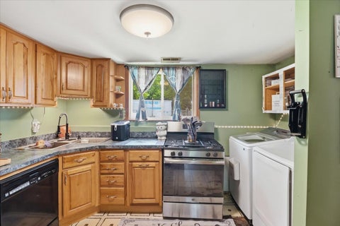 Tiny photo for 28616 W Benjamin Avenue, Spring Grove, IL 60081 (MLS # 12682718)