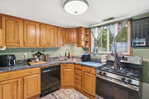 Tiny photo for 28616 W Benjamin Avenue, Spring Grove, IL 60081 (MLS # 12682718)