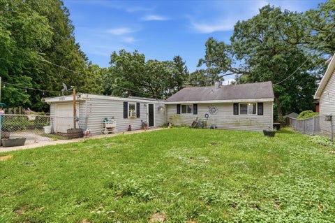 Tiny photo for 28616 W Benjamin Avenue, Spring Grove, IL 60081 (MLS # 12682718)