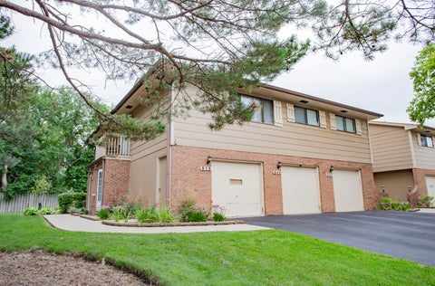 Photo of 840 DIGHTON Lane, Schaumburg, IL 60173 (MLS # 12776037)