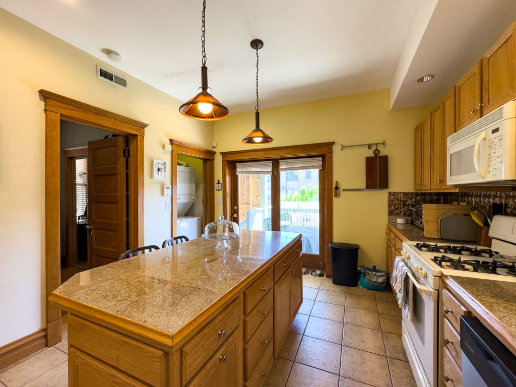 2711 N Kimball Avenue 2