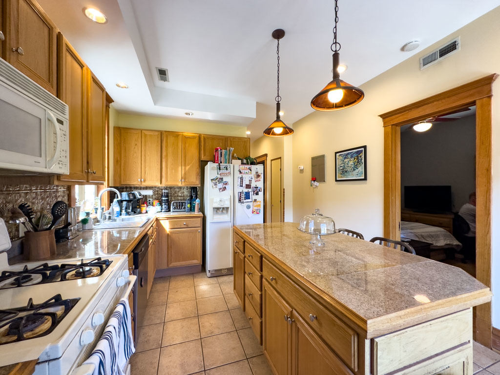 2711 N Kimball Avenue 2