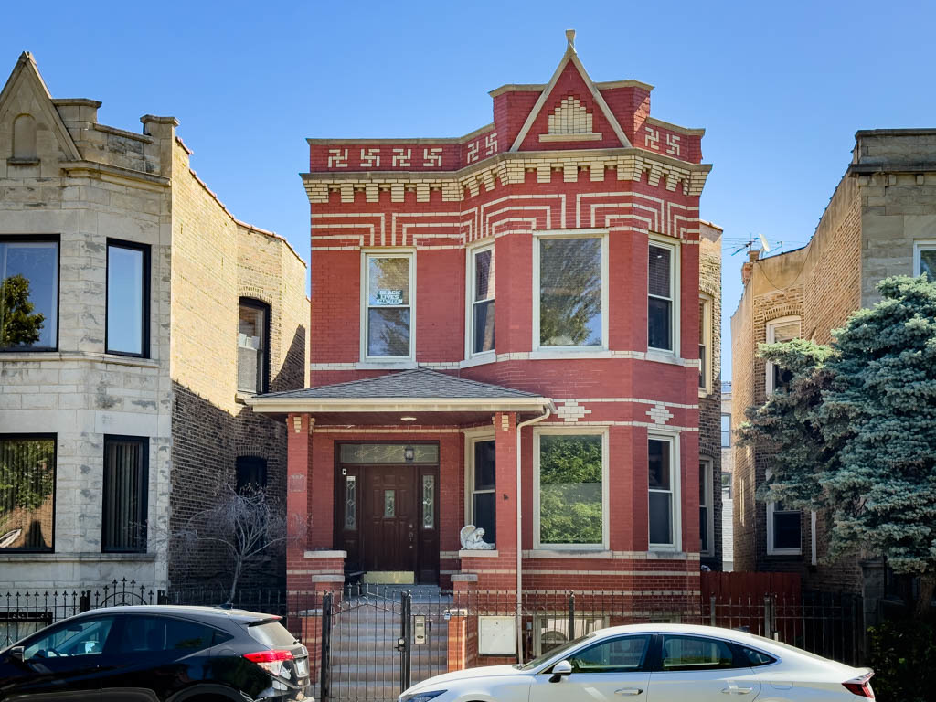 2711 N Kimball Avenue 2