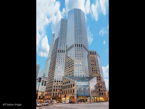 950 N MICHIGAN Avenue 2305 Chicago IL 60611