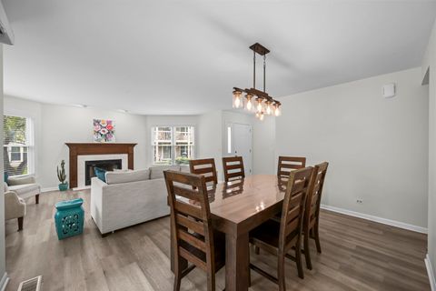 Tiny photo for 324 Satinwood Court N, Buffalo Grove, IL 60089 (MLS # 12647731)