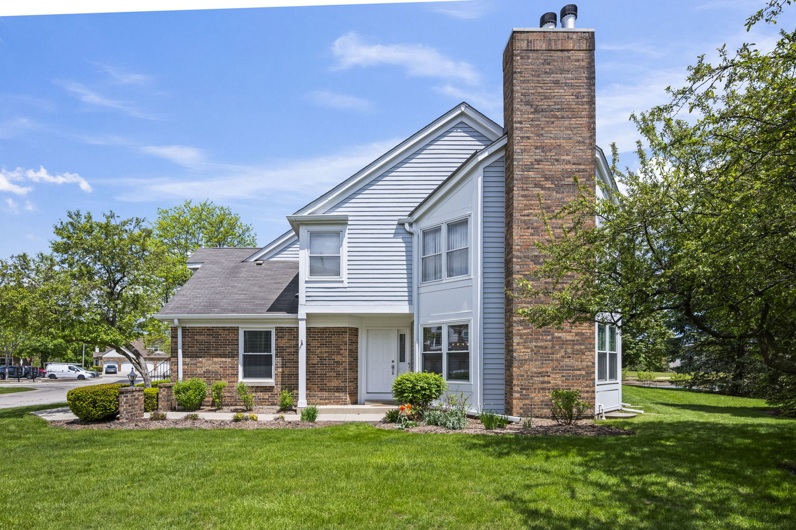 324 Satinwood Court N