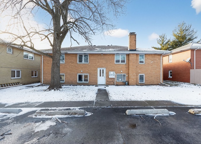 18235 Exchange Avenue