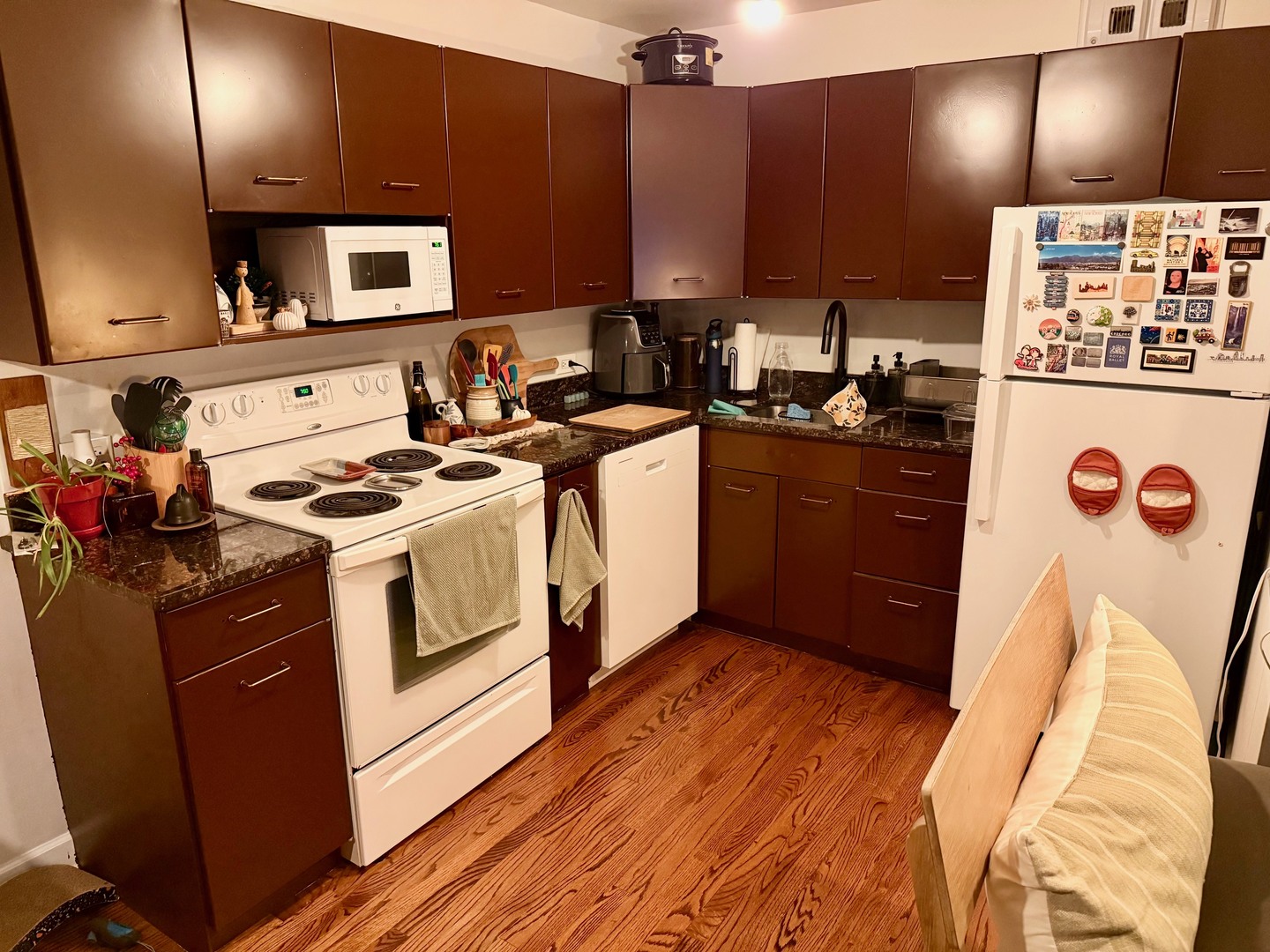 3550 N Lake Shore Drive 1214