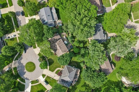 Tiny photo for 1204 Parliament Court, Libertyville, IL 60048 (MLS # 12681063)