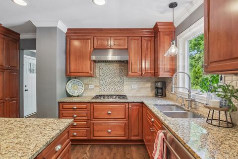 Tiny photo for 1204 Parliament Court, Libertyville, IL 60048 (MLS # 12681063)