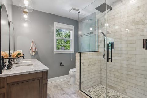 Tiny photo for 1204 Parliament Court, Libertyville, IL 60048 (MLS # 12681063)