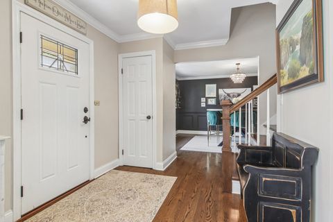 Tiny photo for 1204 Parliament Court, Libertyville, IL 60048 (MLS # 12681063)