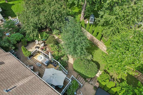Tiny photo for 1204 Parliament Court, Libertyville, IL 60048 (MLS # 12681063)