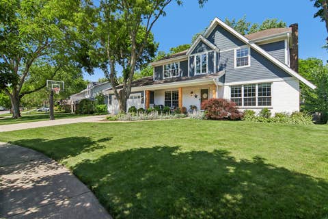 Tiny photo for 1204 Parliament Court, Libertyville, IL 60048 (MLS # 12681063)