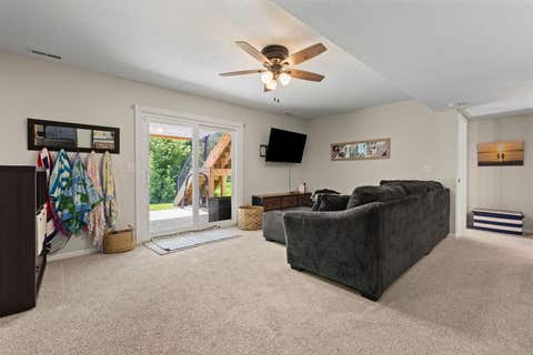 Tiny photo for 6526 Silvercreek Drive, Davenport, IA 52806 (MLS # 12709796)
