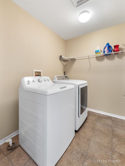 Tiny photo for 905 Shelter Island Lane, Pingree Grove, IL 60140 (MLS # 12488758)