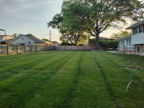 9216 Ozark Avenue Morton Grove IL 60053