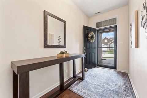 Tiny photo for 925 Prescott Lane, Pingree Grove, IL 60140 (MLS # 12596856)