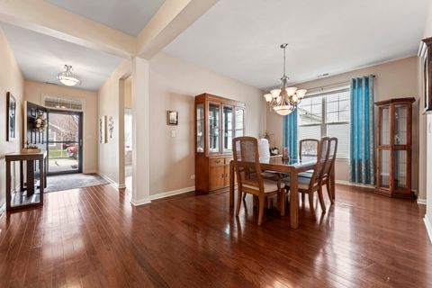 Tiny photo for 925 Prescott Lane, Pingree Grove, IL 60140 (MLS # 12596856)