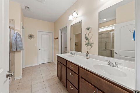 Tiny photo for 925 Prescott Lane, Pingree Grove, IL 60140 (MLS # 12596856)