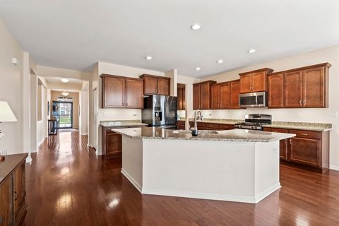 Tiny photo for 925 Prescott Lane, Pingree Grove, IL 60140 (MLS # 12596856)