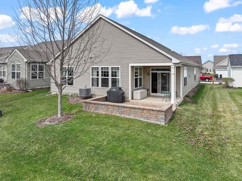 Tiny photo for 925 Prescott Lane, Pingree Grove, IL 60140 (MLS # 12596856)