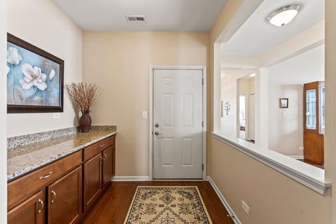 Tiny photo for 925 Prescott Lane, Pingree Grove, IL 60140 (MLS # 12596856)