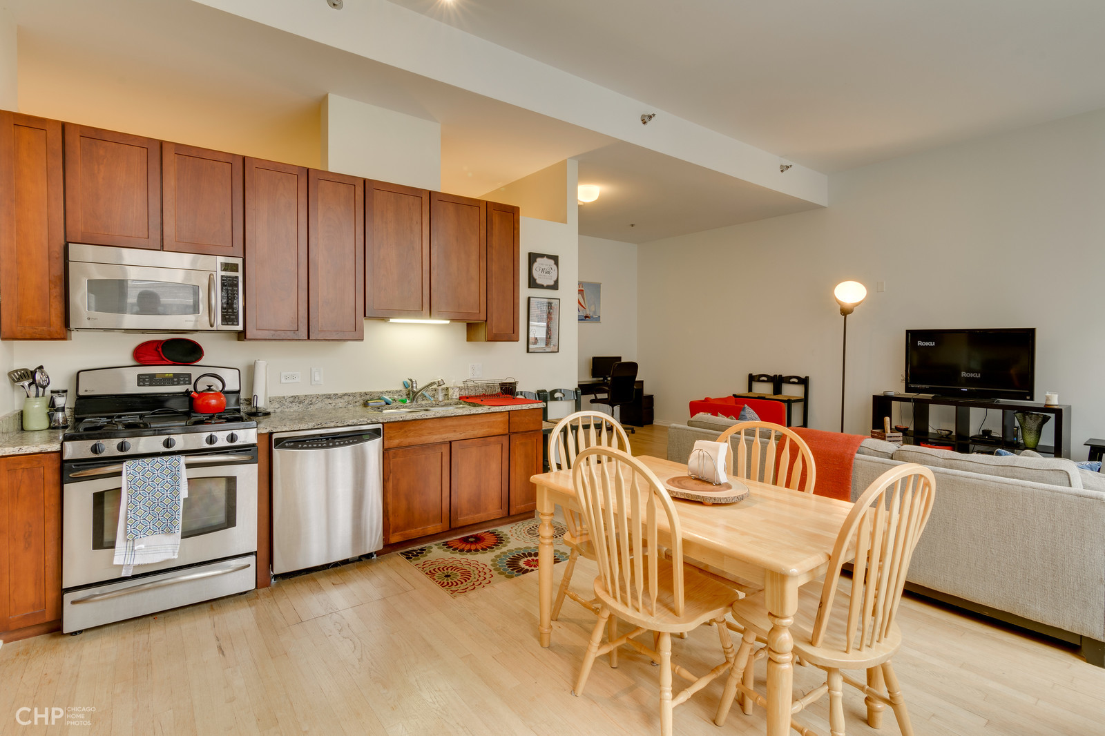 8 W Monroe Street 905