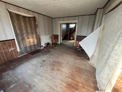 Tiny photo for 108 NW 2nd Street, Fairfield, IL 62837 (MLS # 12570066)