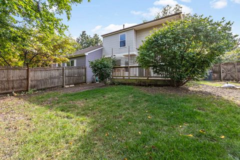 Tiny photo for 1255 Huntington Drive, Mundelein, IL 60060 (MLS # 12474255)