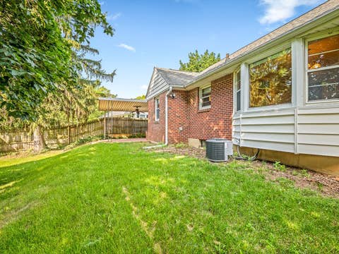 Tiny photo for 110 S Calvin Park Boulevard, Rockford, IL 61108 (MLS # 12704143)