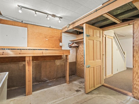 Tiny photo for 110 S Calvin Park Boulevard, Rockford, IL 61108 (MLS # 12704143)