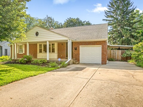 Photo of 110 S Calvin Park Boulevard, Rockford, IL 61108 (MLS # 12704143)