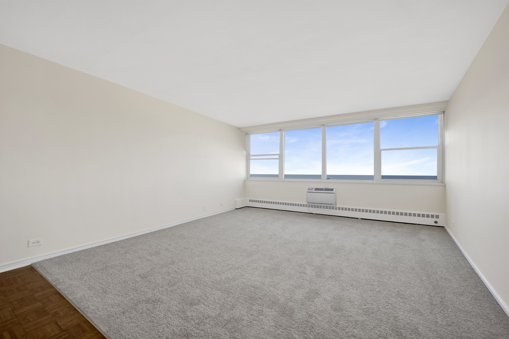 1150 N Lake Shore Drive 13C
