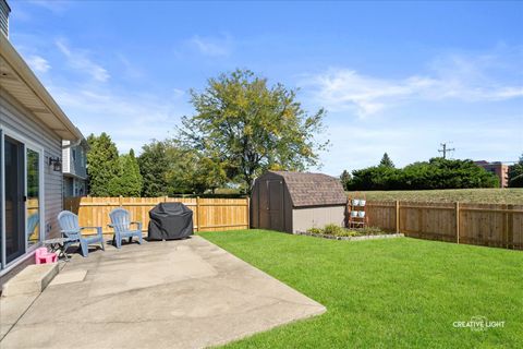 Tiny photo for 716 Pinehurst Lane, Oswego, IL 60543 (MLS # 12482938)