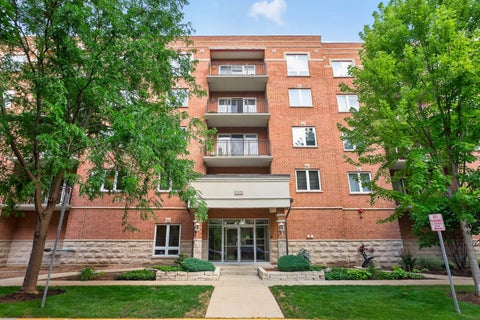Photo of 1378 PERRY Street #507, Des Plaines, IL 60016 (MLS # 12721538)