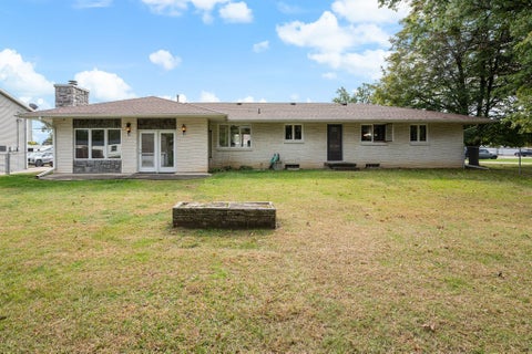 Tiny photo for 322 11th Place, Camanche, IA 52730 (MLS # 12785241)