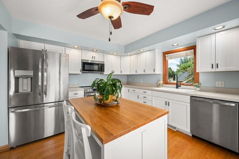 Tiny photo for 1404 Larson Street, Sycamore, IL 60178 (MLS # 12658376)