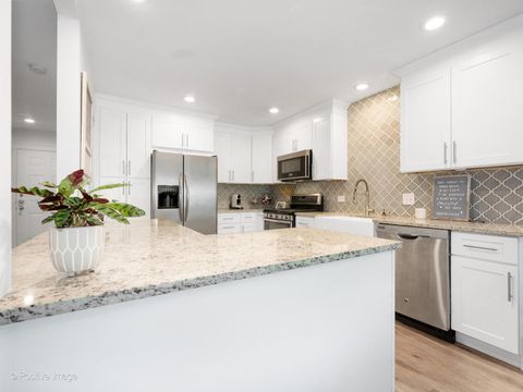 Tiny photo for 1188 Harbor Court, Glendale Heights, IL 60139 (MLS # 12498151)