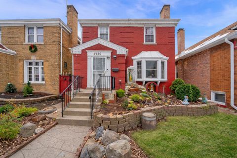 Photo of 3520 Ridgeland Avenue, Berwyn, IL 60402 (MLS # 12667634)
