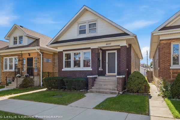 6037 W DAKIN ST, CHICAGO, IL 60634 - Image 70c243ff7d0e30eed4258d9e1df28ae9/2139030136