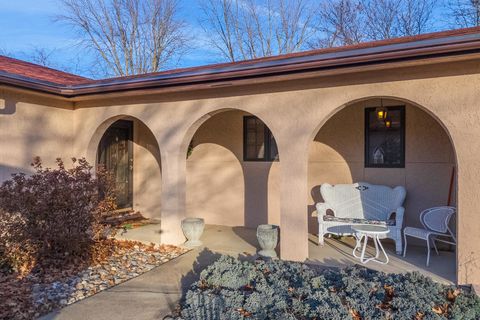 Tiny photo for 28 Chatsford Court, Bloomington, IL 61704 (MLS # 12547981)