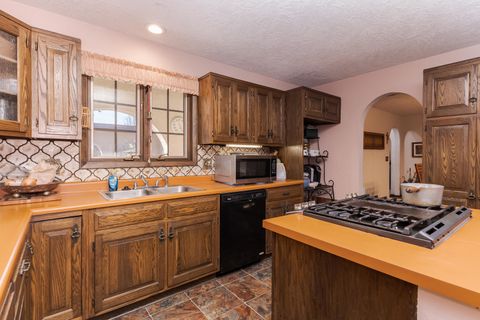 Tiny photo for 28 Chatsford Court, Bloomington, IL 61704 (MLS # 12547981)