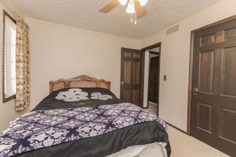 Tiny photo for 28 Chatsford Court, Bloomington, IL 61704 (MLS # 12547981)