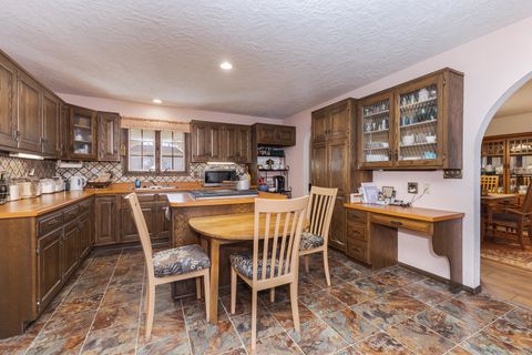 Tiny photo for 28 Chatsford Court, Bloomington, IL 61704 (MLS # 12547981)