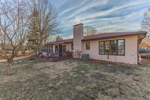 Tiny photo for 28 Chatsford Court, Bloomington, IL 61704 (MLS # 12547981)