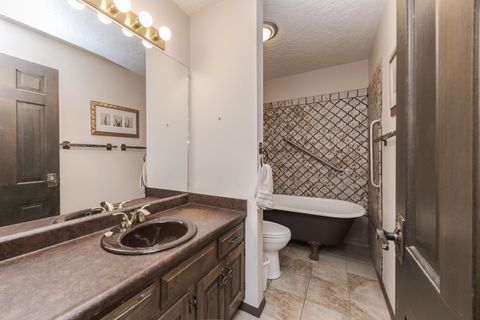 Tiny photo for 28 Chatsford Court, Bloomington, IL 61704 (MLS # 12547981)