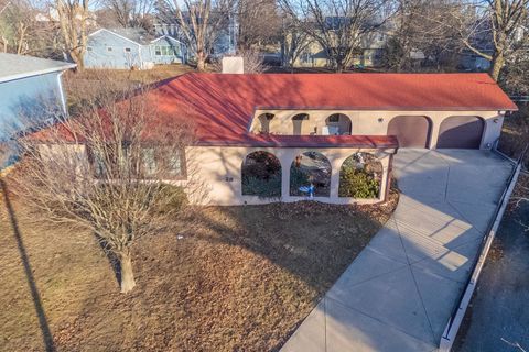 Tiny photo for 28 Chatsford Court, Bloomington, IL 61704 (MLS # 12547981)